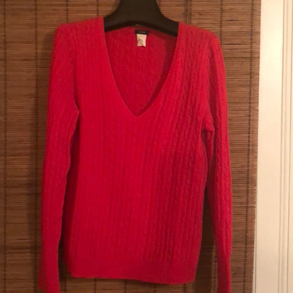 V neck sweater